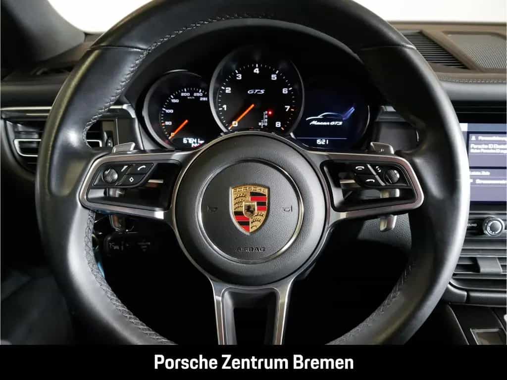 Porsche Macan GTS Panorama PASM Sitzheizung 06/2021-photo-22