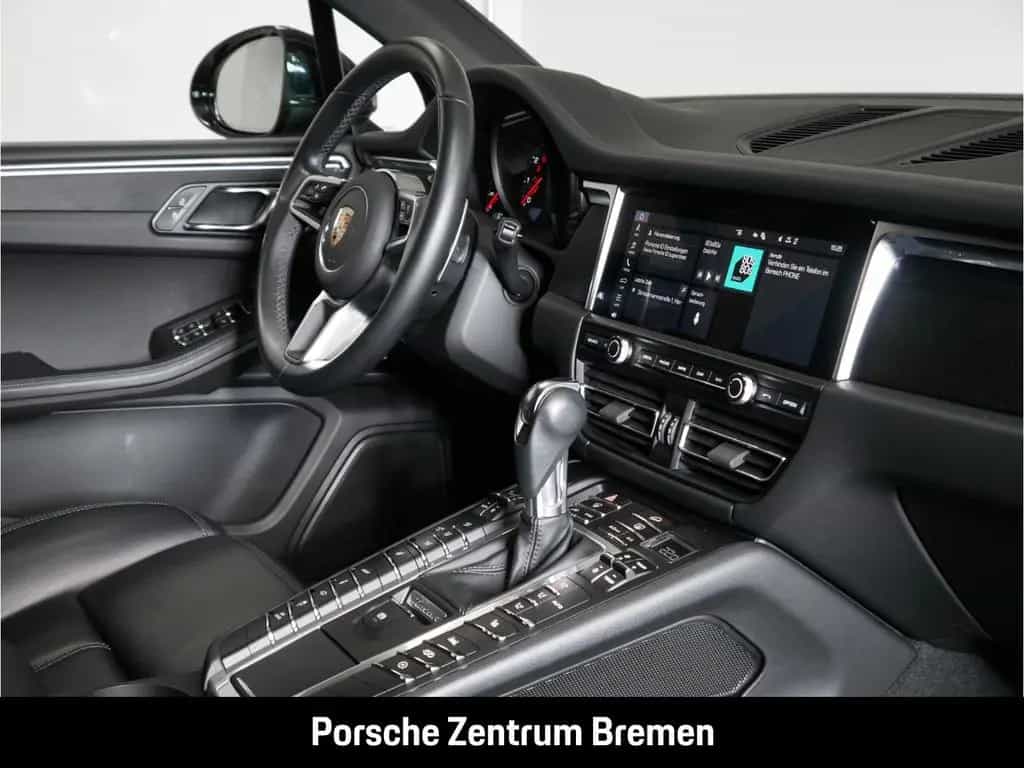Porsche Macan GTS Panorama PASM Sitzheizung 06/2021-photo-23