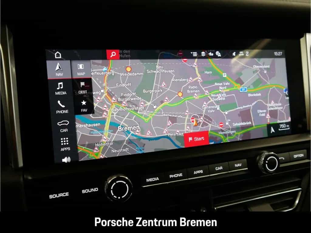 Porsche Macan GTS Panorama PASM Sitzheizung 06/2021-photo-24