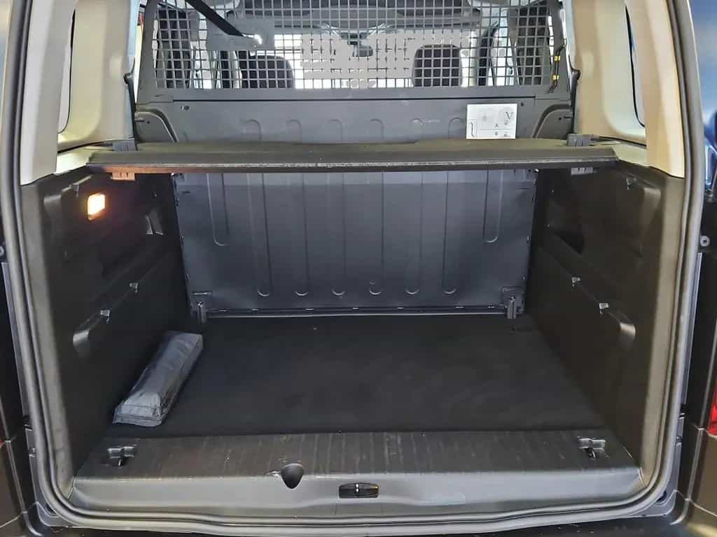 Citroën Berlingo 1,5 BlueHDI Feel M MPV Klimaaut Navi Ka 07/2023-photo-12