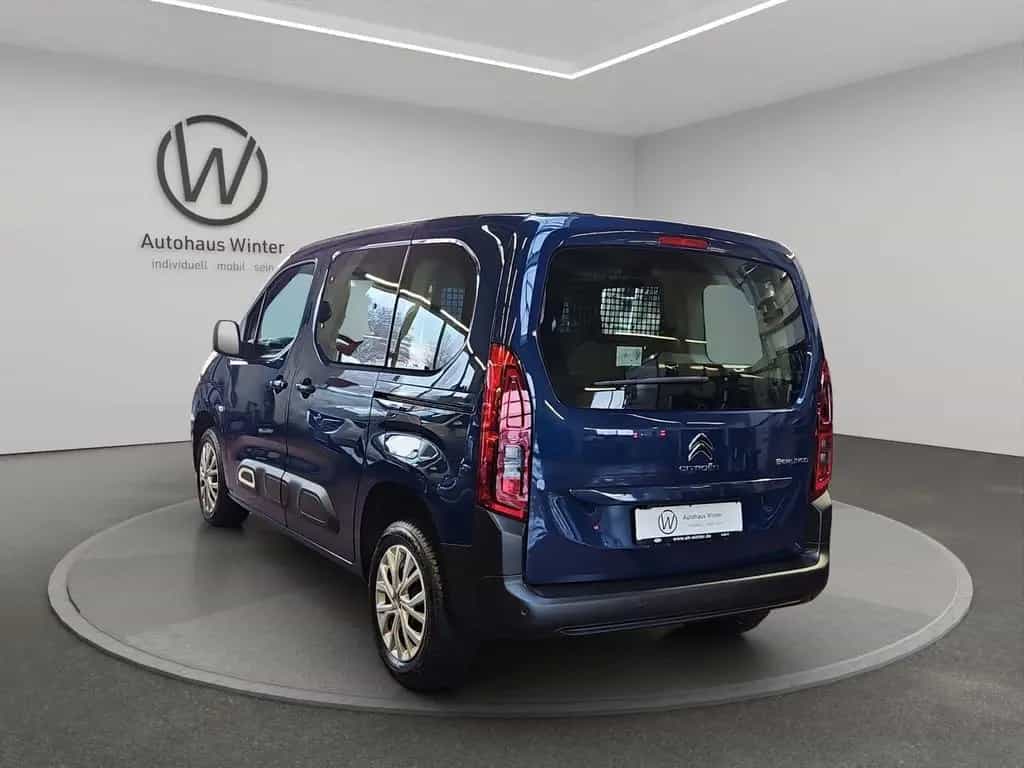 Citroën Berlingo 1,5 BlueHDI Feel M MPV Klimaaut Navi Ka 07/2023-photo-2