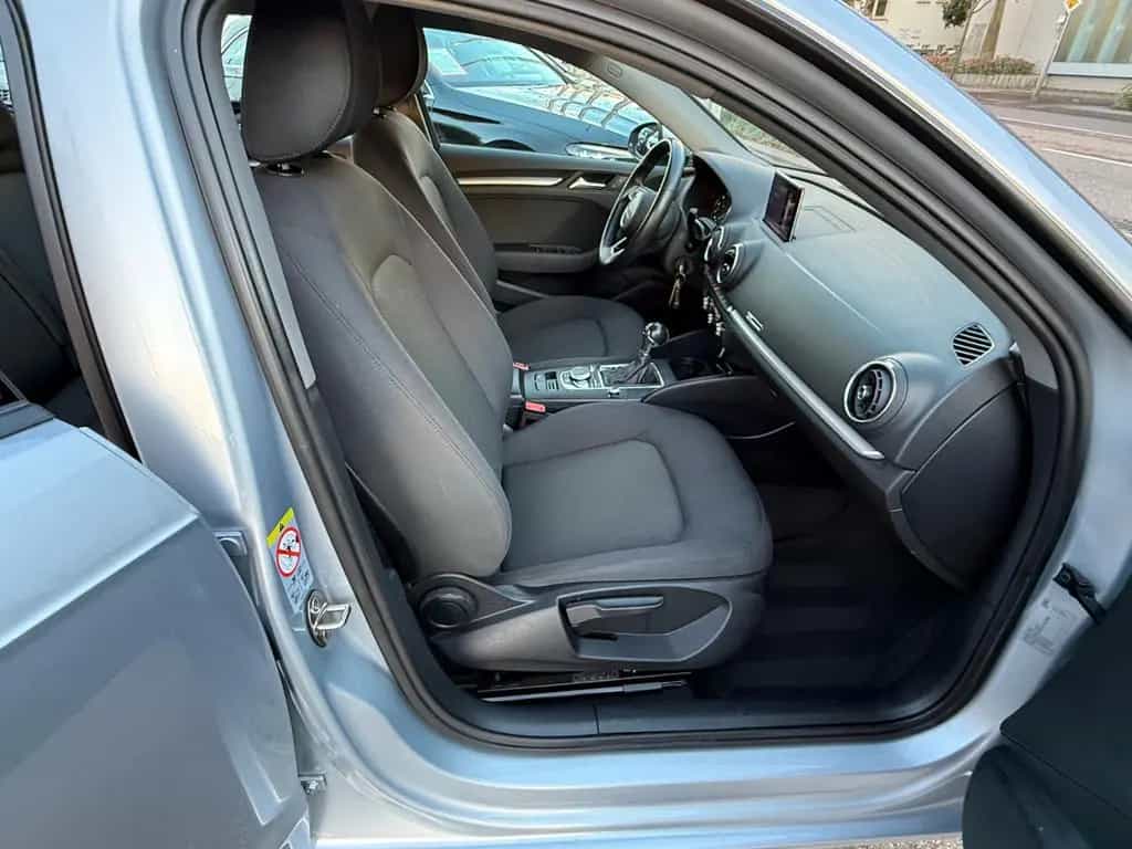 Audi A3 Sportback 35 TFSI /Automatik/Navi/Xenon/Temp. 07/2019-photo-16
