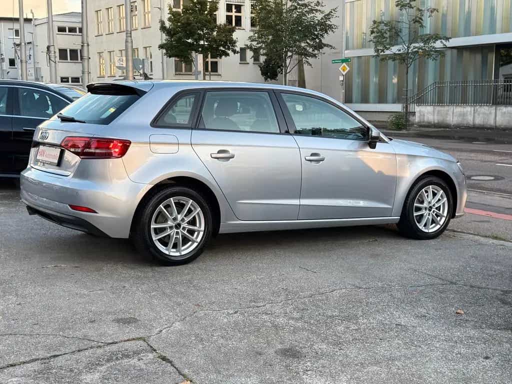 Audi A3 Sportback 35 TFSI /Automatik/Navi/Xenon/Temp. 07/2019-photo-5