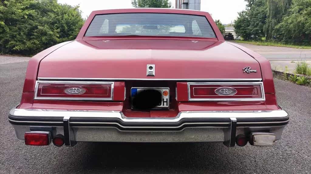 Buick Riviera 06/1983-photo-13