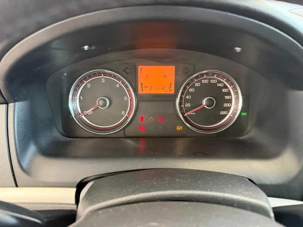 Ssangyong Korando 2.0 175 CV 2WD e-XDi MT C 02/2011-photo-11