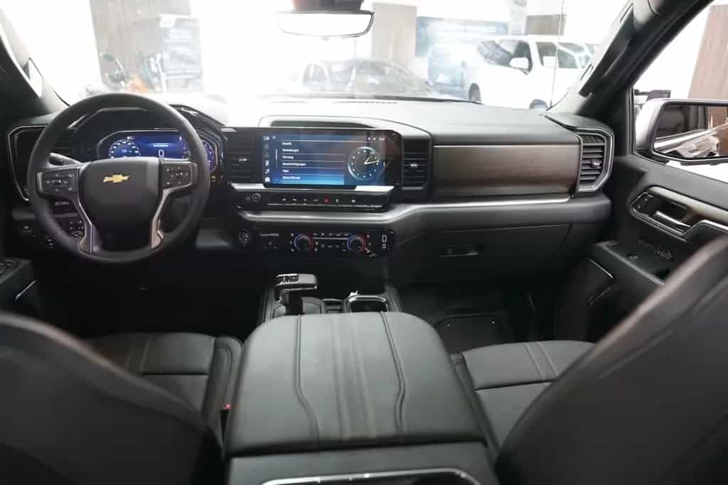 Chevrolet Silverado MY 25 High Country Diesel null-photo-19