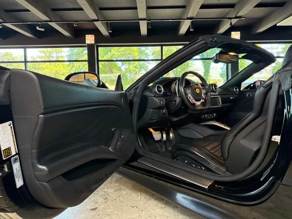 Ferrari California 3.9 V8 T++TOP ZUSTAND++4 SEATS++ 07/2016-photo-23