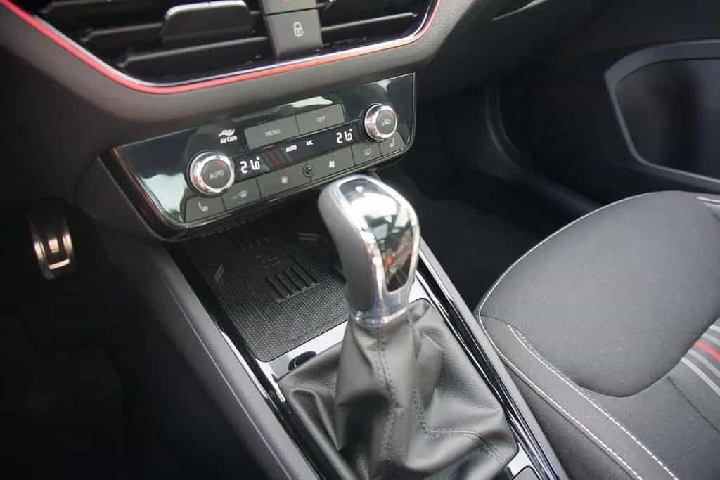 Skoda Scala 1.0TSI DSG Monte Carlo Navi/MirLi Matrix 07/2024-photo-13