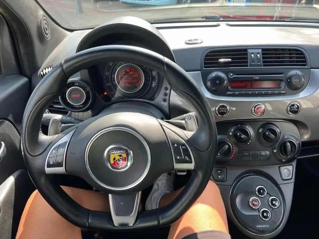 Abarth 500 C 1.4 Turbo T-Jet 06/2012-photo-8