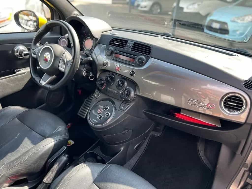 Abarth 500 C 1.4 Turbo T-Jet 06/2012-photo-7