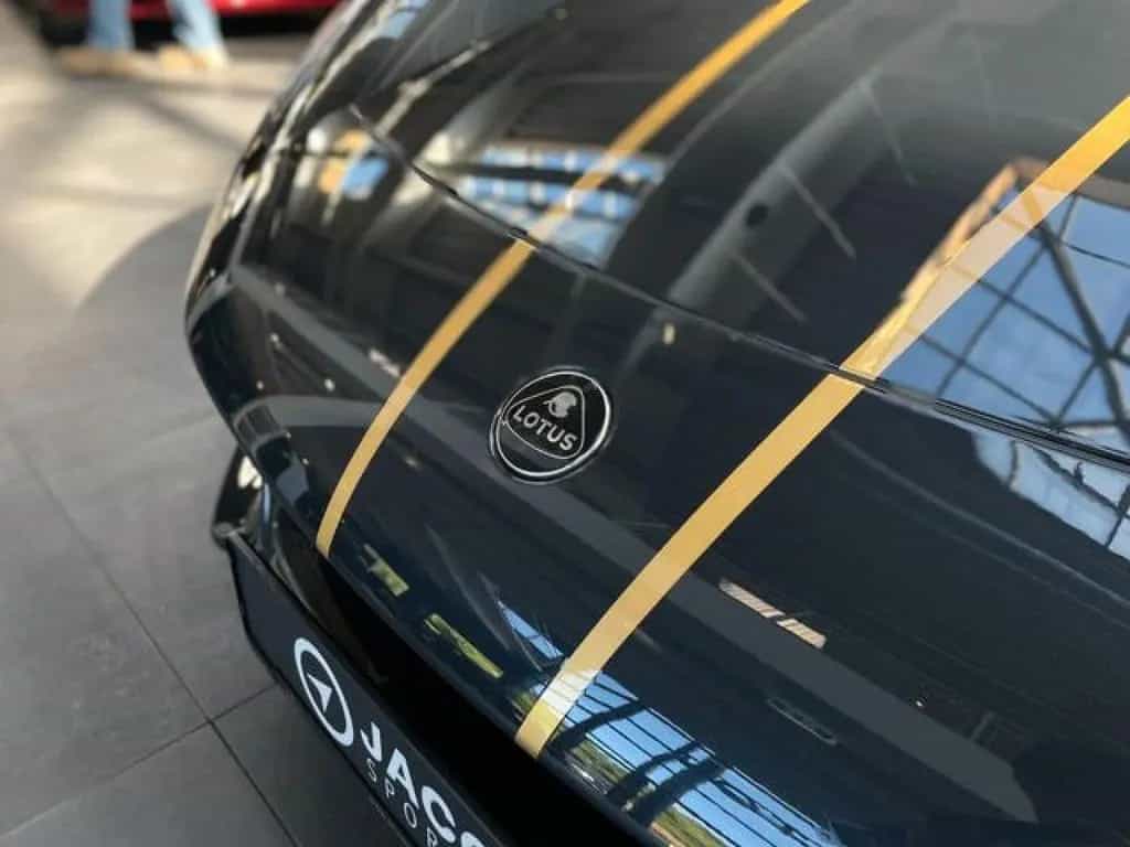 Lotus Emira i4 Limited Type 78 1 of 12 null-photo-18