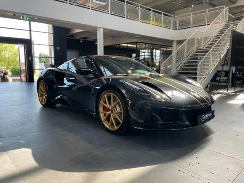 Lotus Emira i4 Limited Type 78 1 of 12 null-photo-2