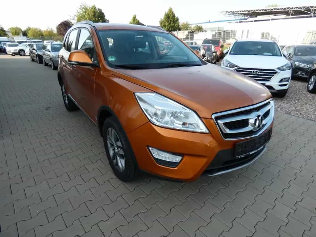 BAIC Senova X65 Automatik Alu Klima Schiebedach 05/2017-photo-1