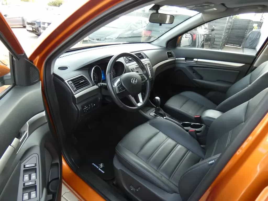 BAIC Senova X65 Automatik Alu Klima Schiebedach 05/2017-photo-4