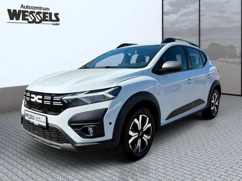 Dacia Sandero III Stepway Expression+ 11/2023-photo-0