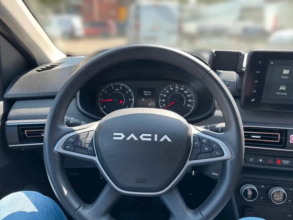 Dacia Sandero III Stepway Expression+ 11/2023-photo-15