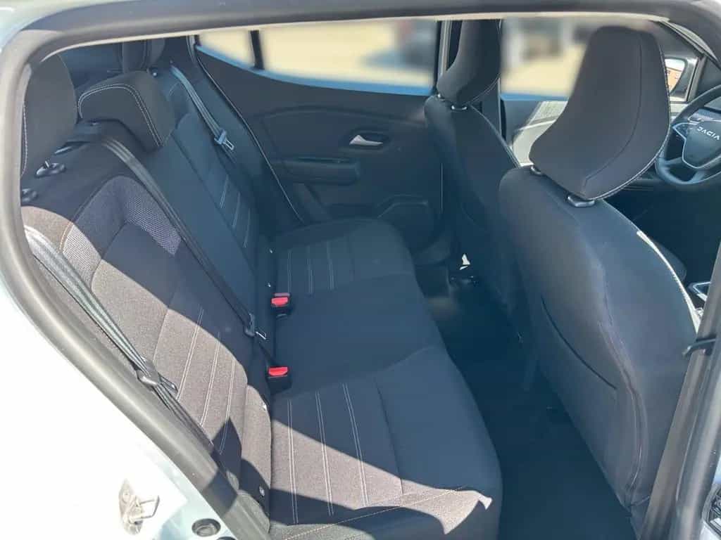 Dacia Sandero III Stepway Expression+ 11/2023-photo-19