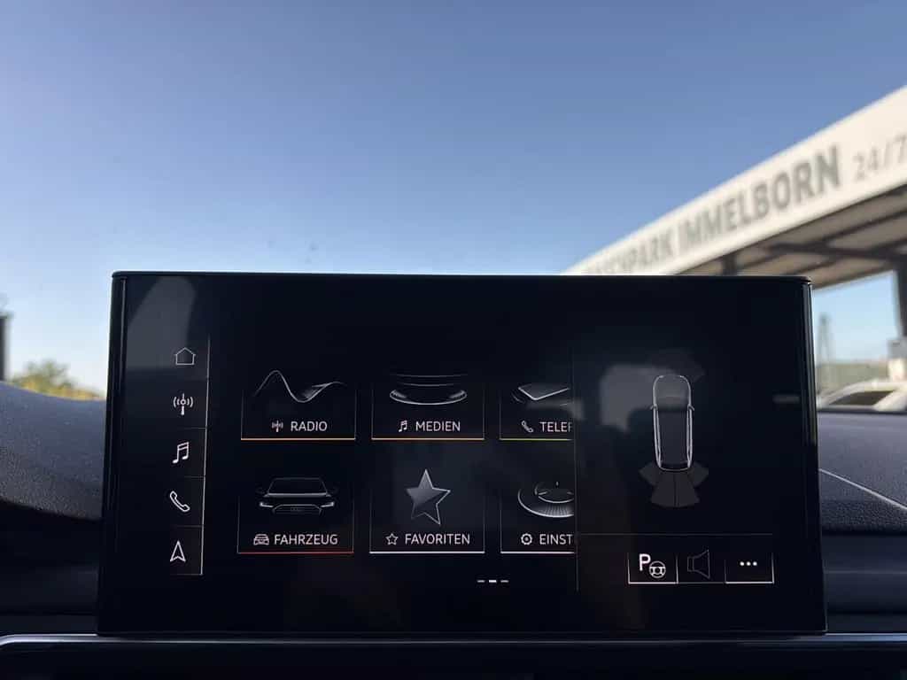 Audi A4 204ps Massage*Sound*Spur*VZ*LED*Parklenk*Navi 05/2021-photo-22