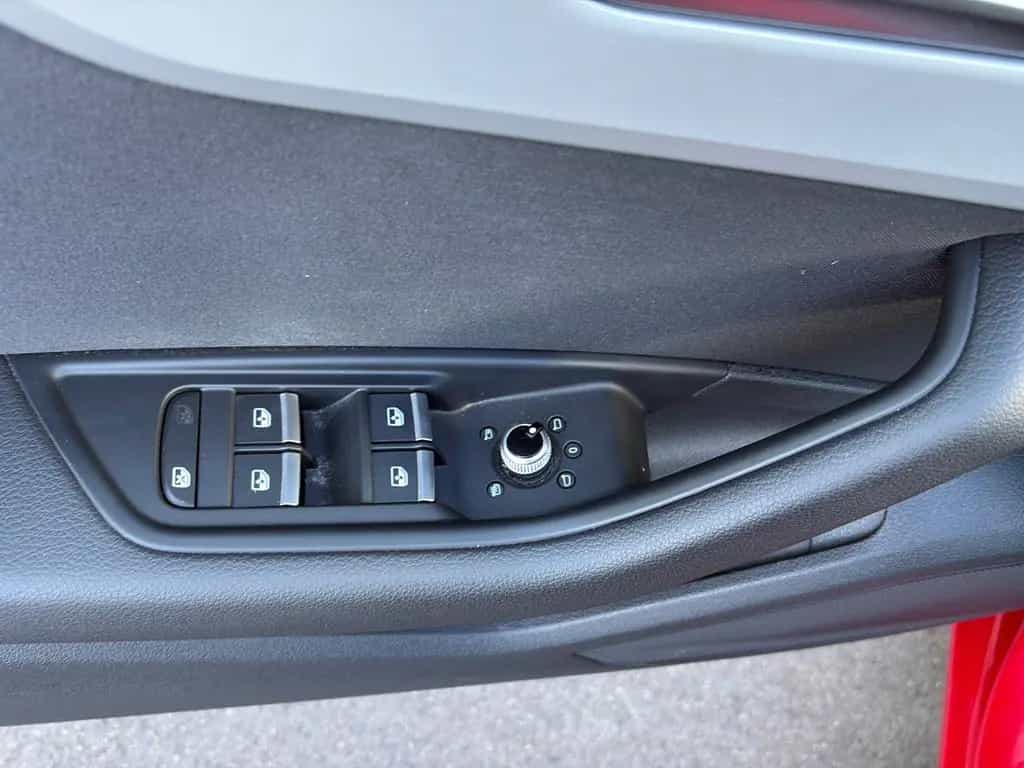 Audi A4 204ps Massage*Sound*Spur*VZ*LED*Parklenk*Navi 05/2021-photo-25