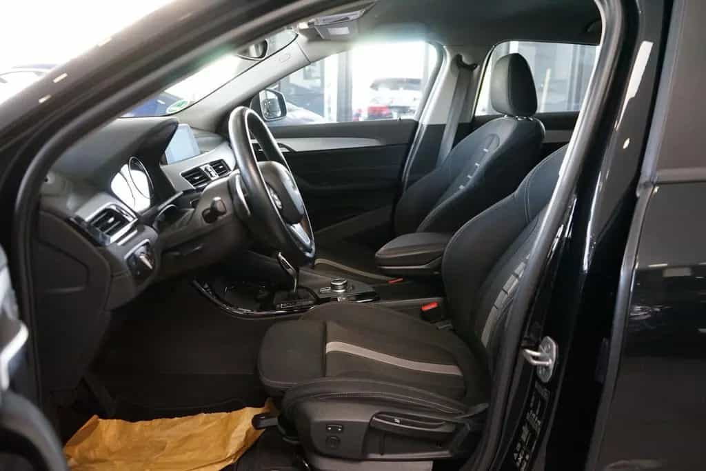 BMW X2 xDrive 20i NAVI+PDC+KLIMA+AUTOMATIK 03/2018-photo-12