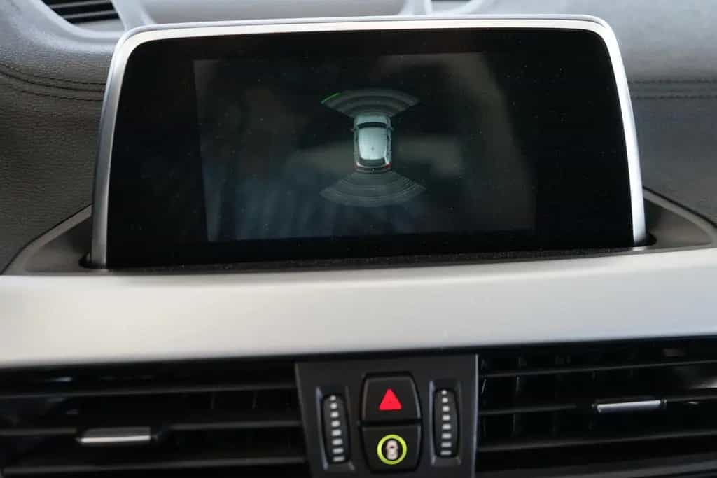 BMW X2 xDrive 20i NAVI+PDC+KLIMA+AUTOMATIK 03/2018-photo-17