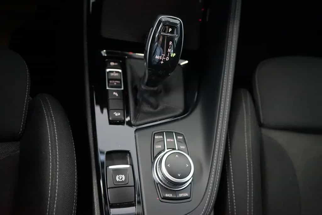 BMW X2 xDrive 20i NAVI+PDC+KLIMA+AUTOMATIK 03/2018-photo-18