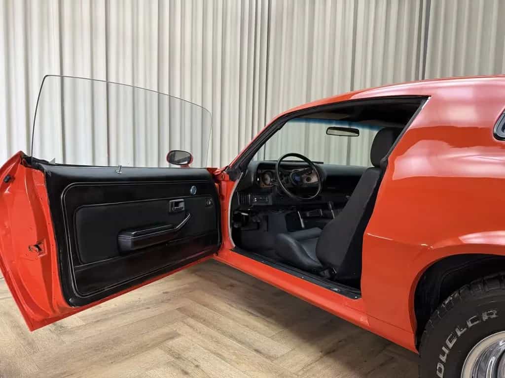 Chevrolet Camaro LT 350CU *Split Bumper* Leder, Camel Hump 09/1975-photo-11