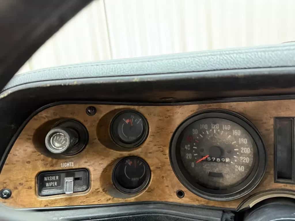 Chevrolet Camaro LT 350CU *Split Bumper* Leder, Camel Hump 09/1975-photo-20