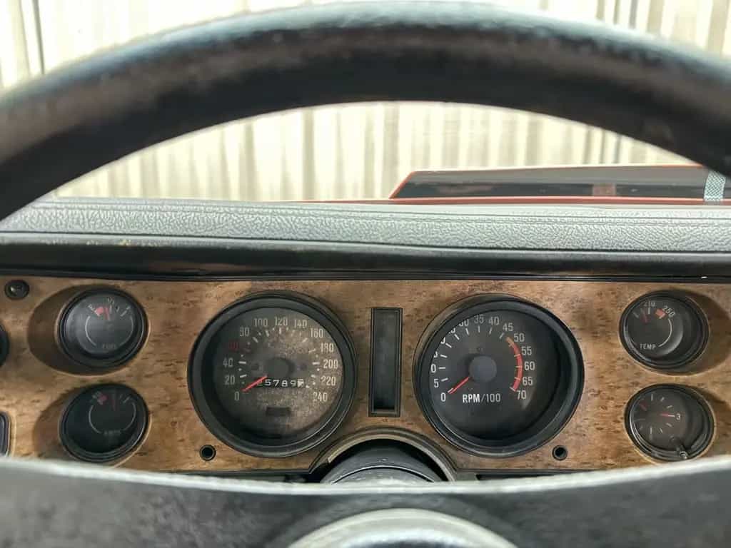 Chevrolet Camaro LT 350CU *Split Bumper* Leder, Camel Hump 09/1975-photo-21