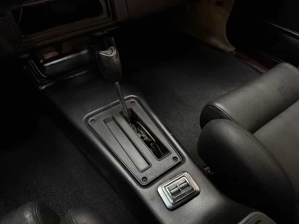 Chevrolet Camaro LT 350CU *Split Bumper* Leder, Camel Hump 09/1975-photo-24
