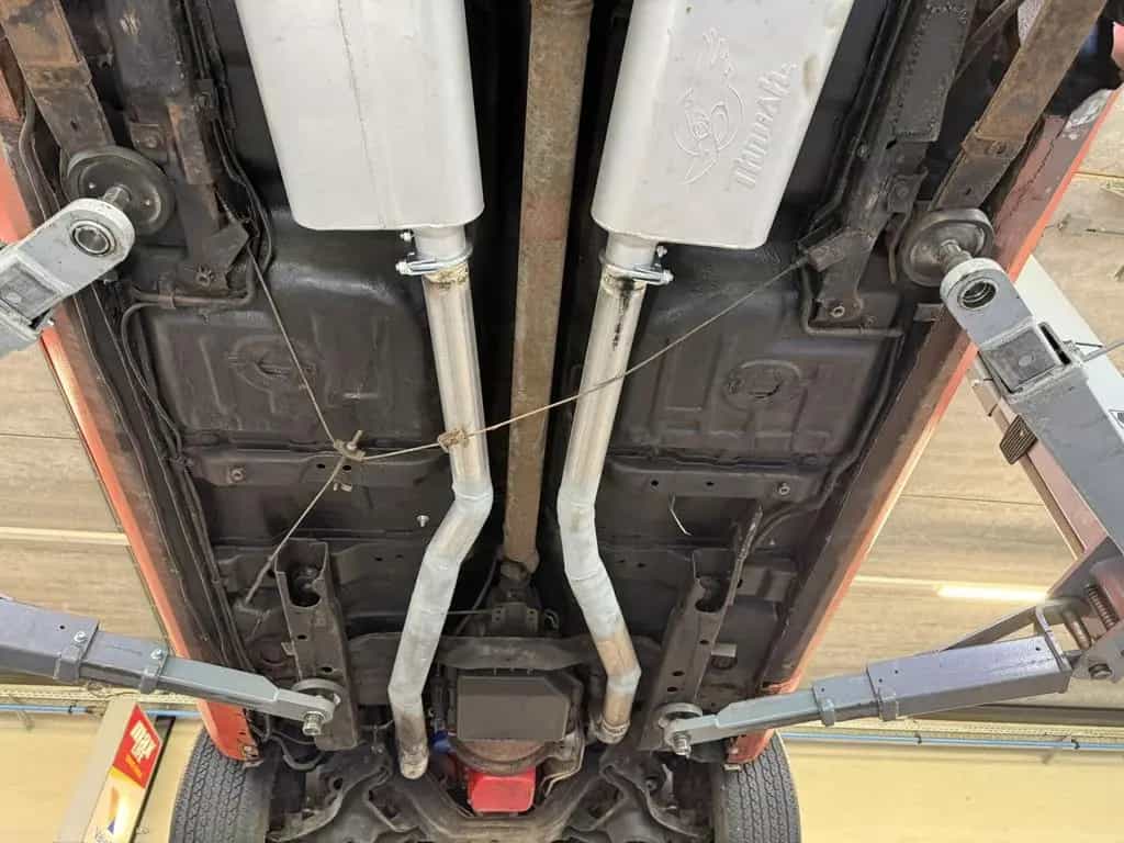 Chevrolet Camaro LT 350CU *Split Bumper* Leder, Camel Hump 09/1975-photo-38