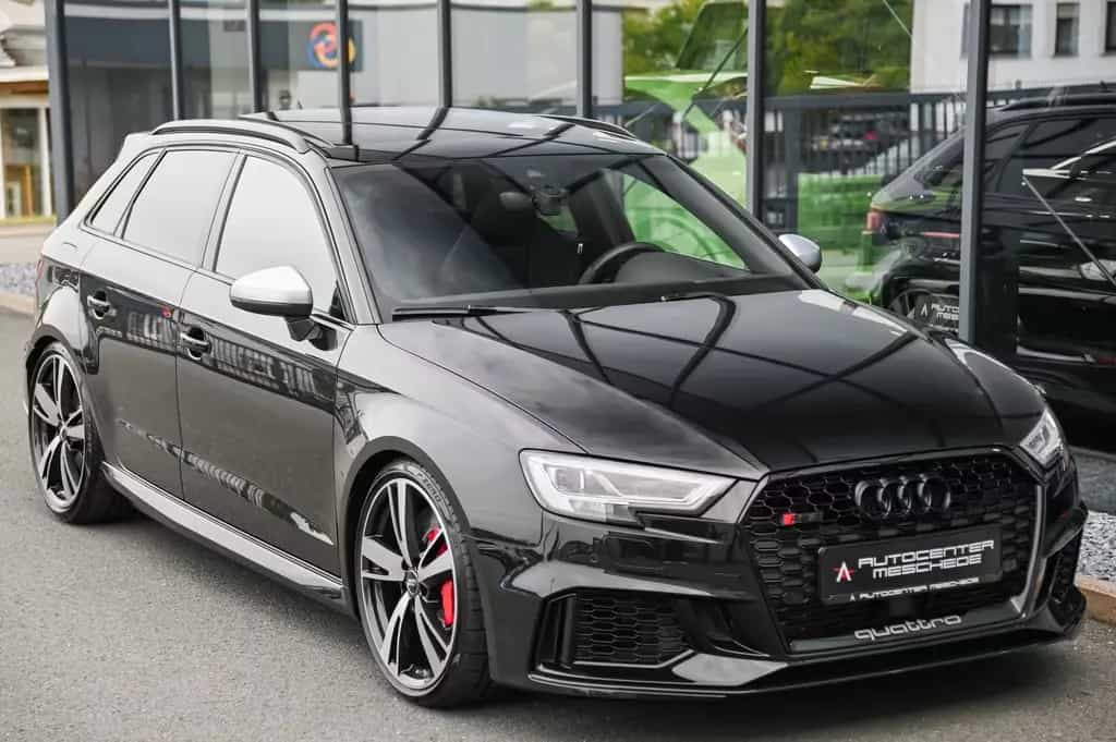 Audi RS3 Sportback 2.5 TFSI Pano* KW V3* Akrapovic !* 08/2019-photo-3