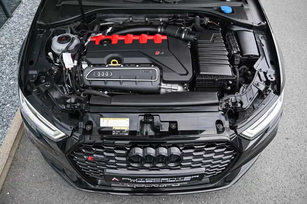 Audi RS3 Sportback 2.5 TFSI Pano* KW V3* Akrapovic !* 08/2019-photo-7