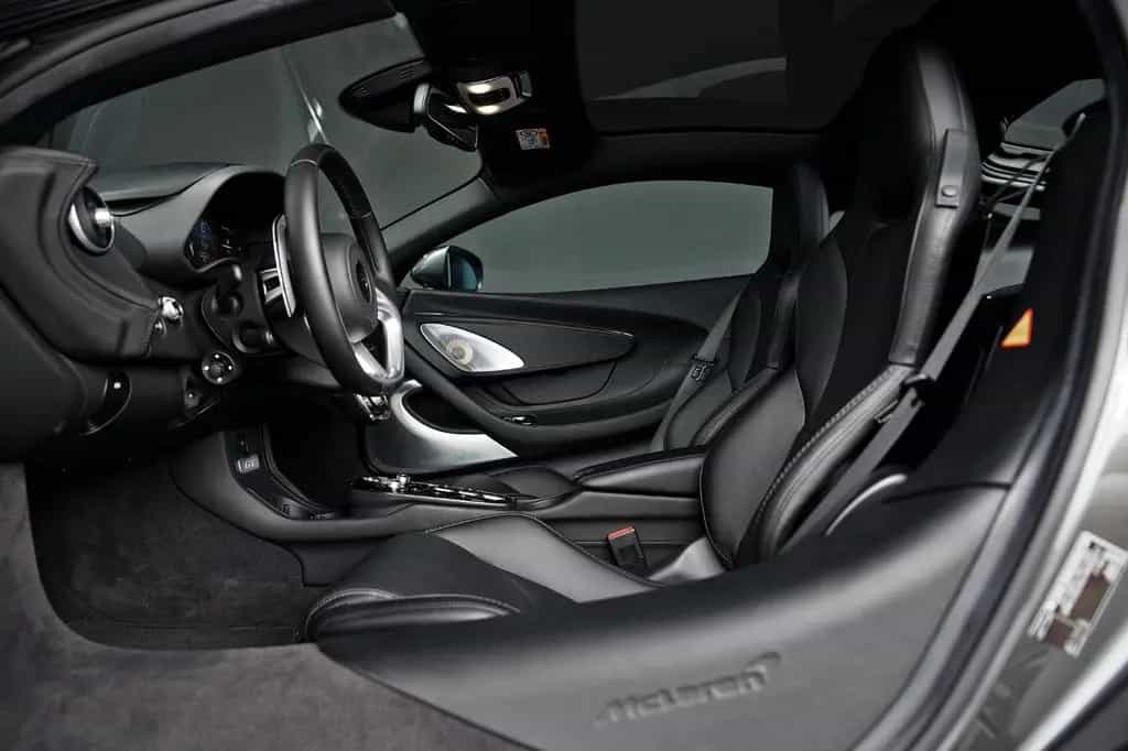 McLaren GT Luxe - Premium Pack - Sports Exhaust - 1.Hand 04/2020-photo-14