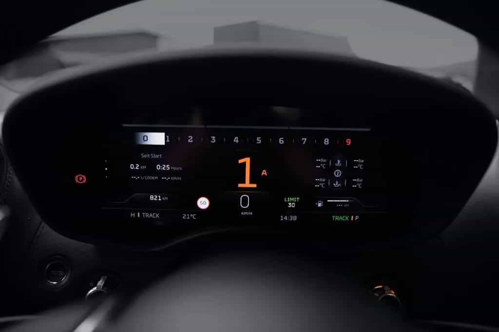 McLaren GT Luxe - Premium Pack - Sports Exhaust - 1.Hand 04/2020-photo-17