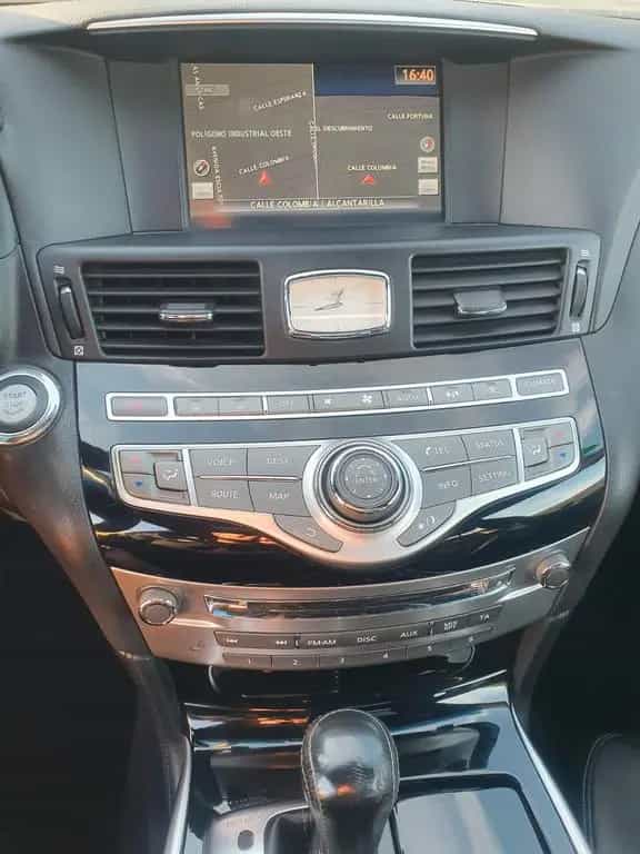 Infiniti M30 d S Premium 03/2012-photo-9