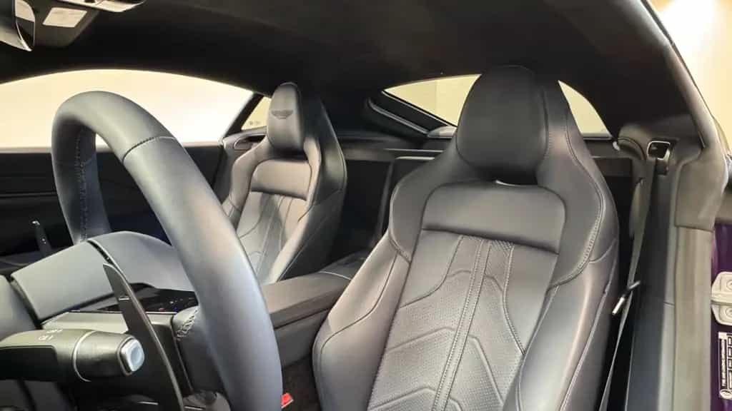 Aston Martin V8 Vantage NG Coupé | Storm Purple | Bowers & Wilkins null-photo-5
