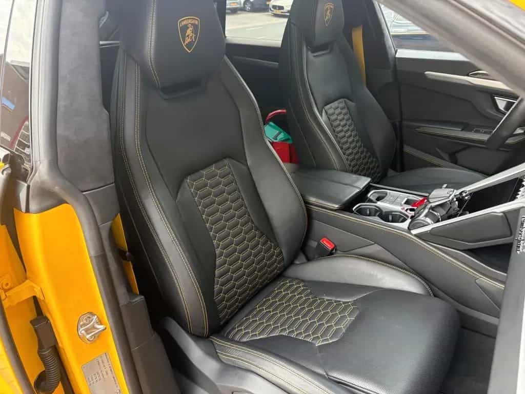 Lamborghini Urus 4.0 V8 Pano B&O Ceramic Leather Carbon 12/2019-photo-11