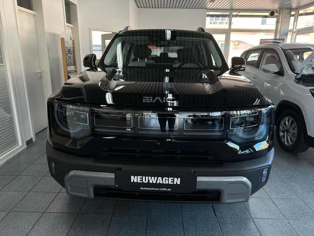 BAIC BJ30 4WD HEV AUTOM/PANO/LED/360°/KA null-photo-1