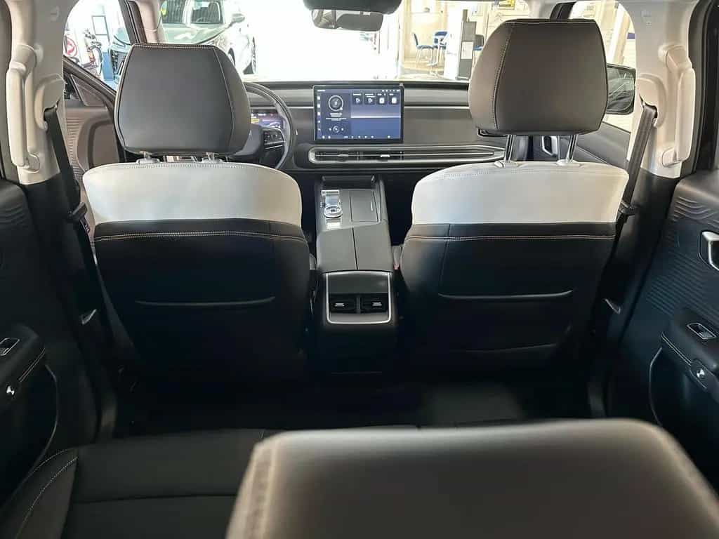 BAIC BJ30 4WD HEV AUTOM/PANO/LED/360°/KA null-photo-11
