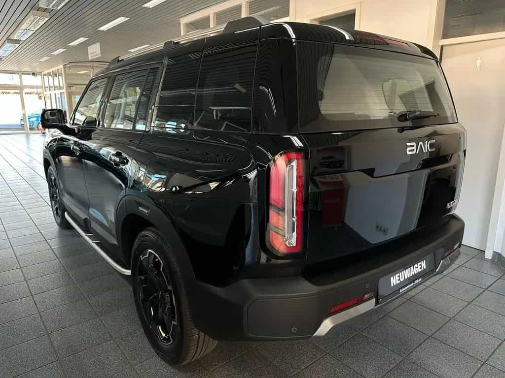 BAIC BJ30 4WD HEV AUTOM/PANO/LED/360°/KA null-photo-2