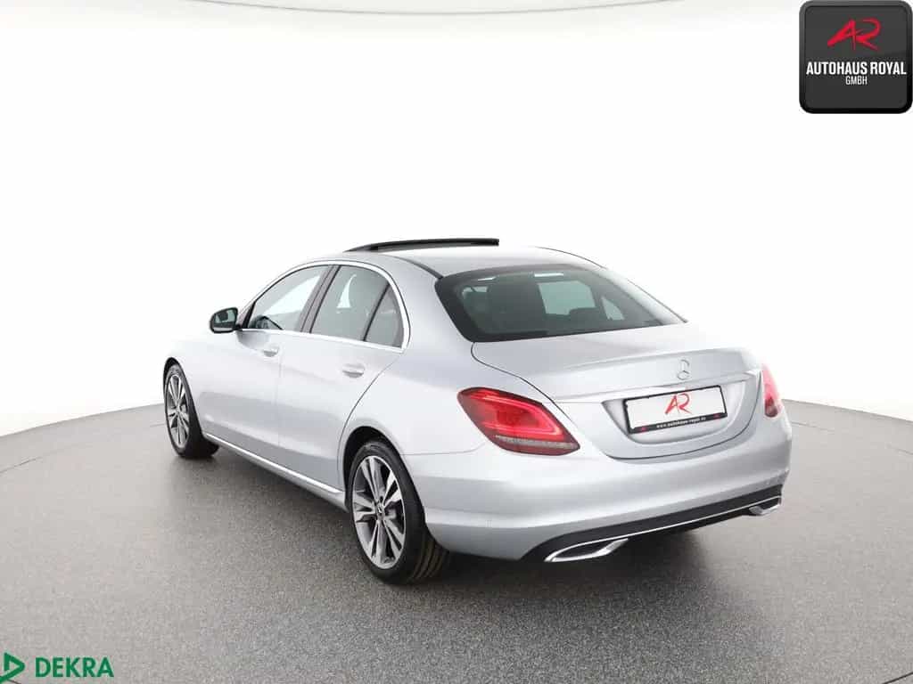 Mercedes-Benz C-Class 200 AVANTGARDE COMAND,WIDE,SPORTSITZE,CARPLAY 11/2020-photo-2