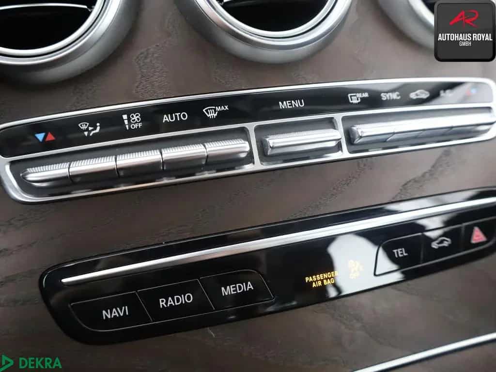 Mercedes-Benz C-Class 200 AVANTGARDE COMAND,WIDE,SPORTSITZE,CARPLAY 11/2020-photo-21