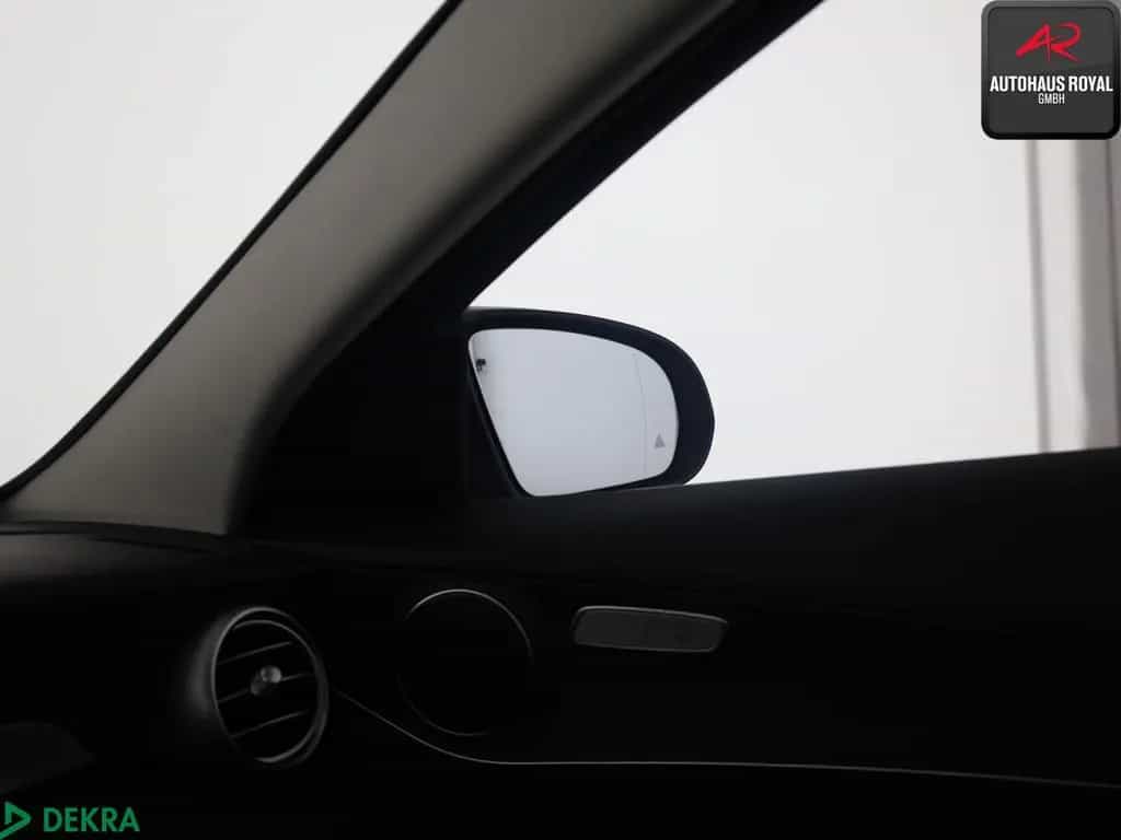 Mercedes-Benz C-Class 200 AVANTGARDE COMAND,WIDE,SPORTSITZE,CARPLAY 11/2020-photo-23