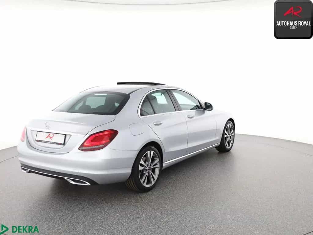 Mercedes-Benz C-Class 200 AVANTGARDE COMAND,WIDE,SPORTSITZE,CARPLAY 11/2020-photo-4