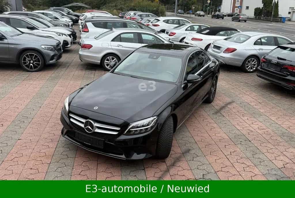 Mercedes-Benz C-Class Lim.C180;AUTOMATIK;KAMERA;CAR PLAY;NAVI 07/2020-photo-0