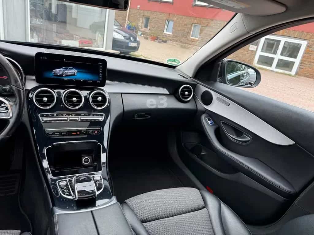 Mercedes-Benz C-Class Lim.C180;AUTOMATIK;KAMERA;CAR PLAY;NAVI 07/2020-photo-19