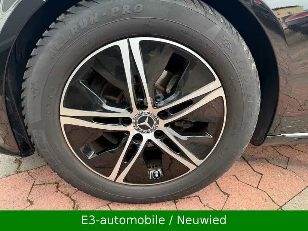 Mercedes-Benz C-Class Lim.C180;AUTOMATIK;KAMERA;CAR PLAY;NAVI 07/2020-photo-9