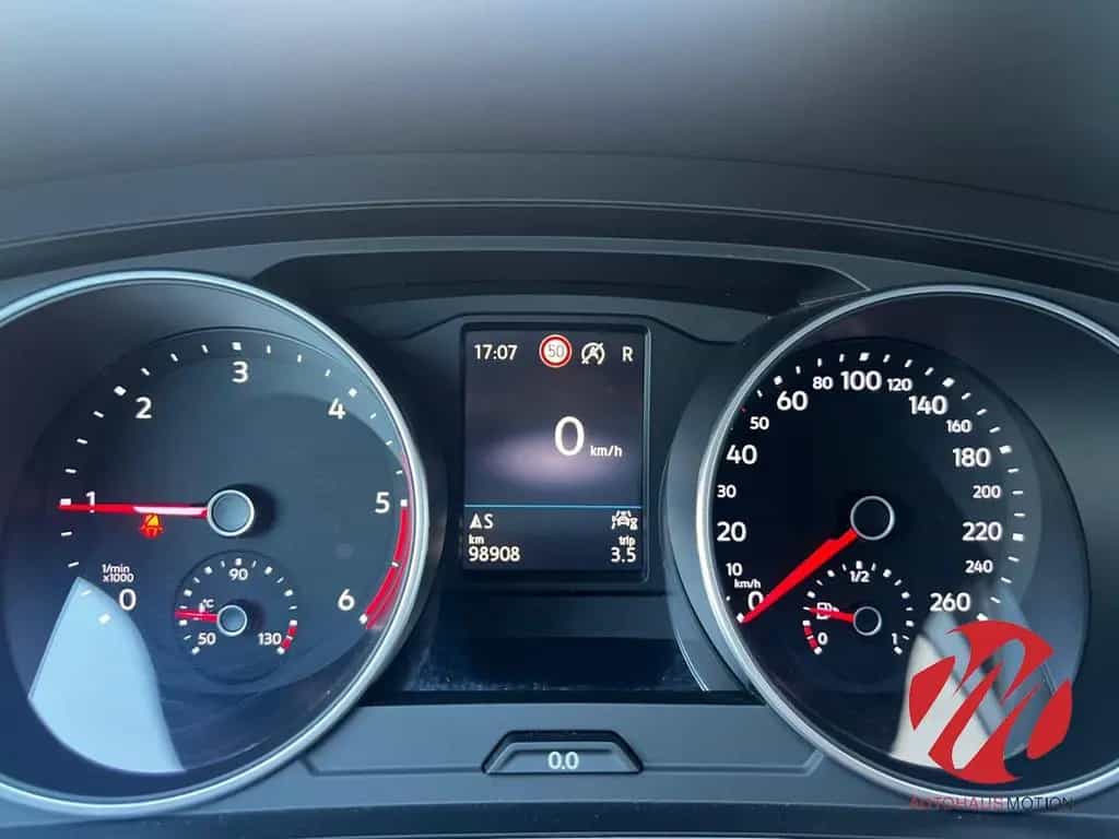 Volkswagen Tiguan Urban Sport 4M 2.0 TDI LED NAVI KAMERA AC 05/2022-photo-18