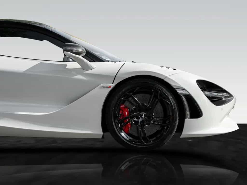McLaren 750S | Ice White | Carbon Exterior 05/2024-photo-7